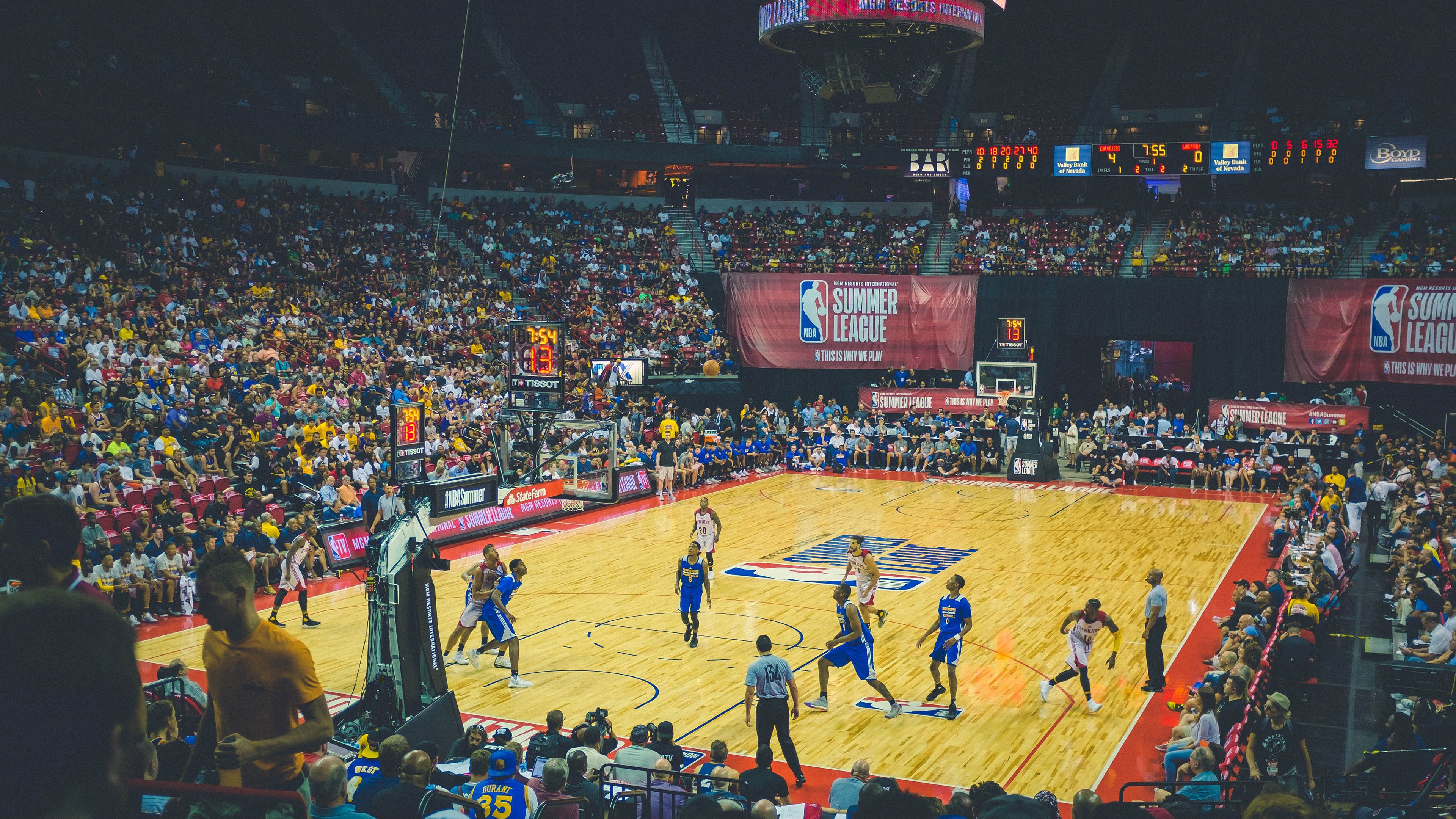 全场沉默!这一球太不可思议